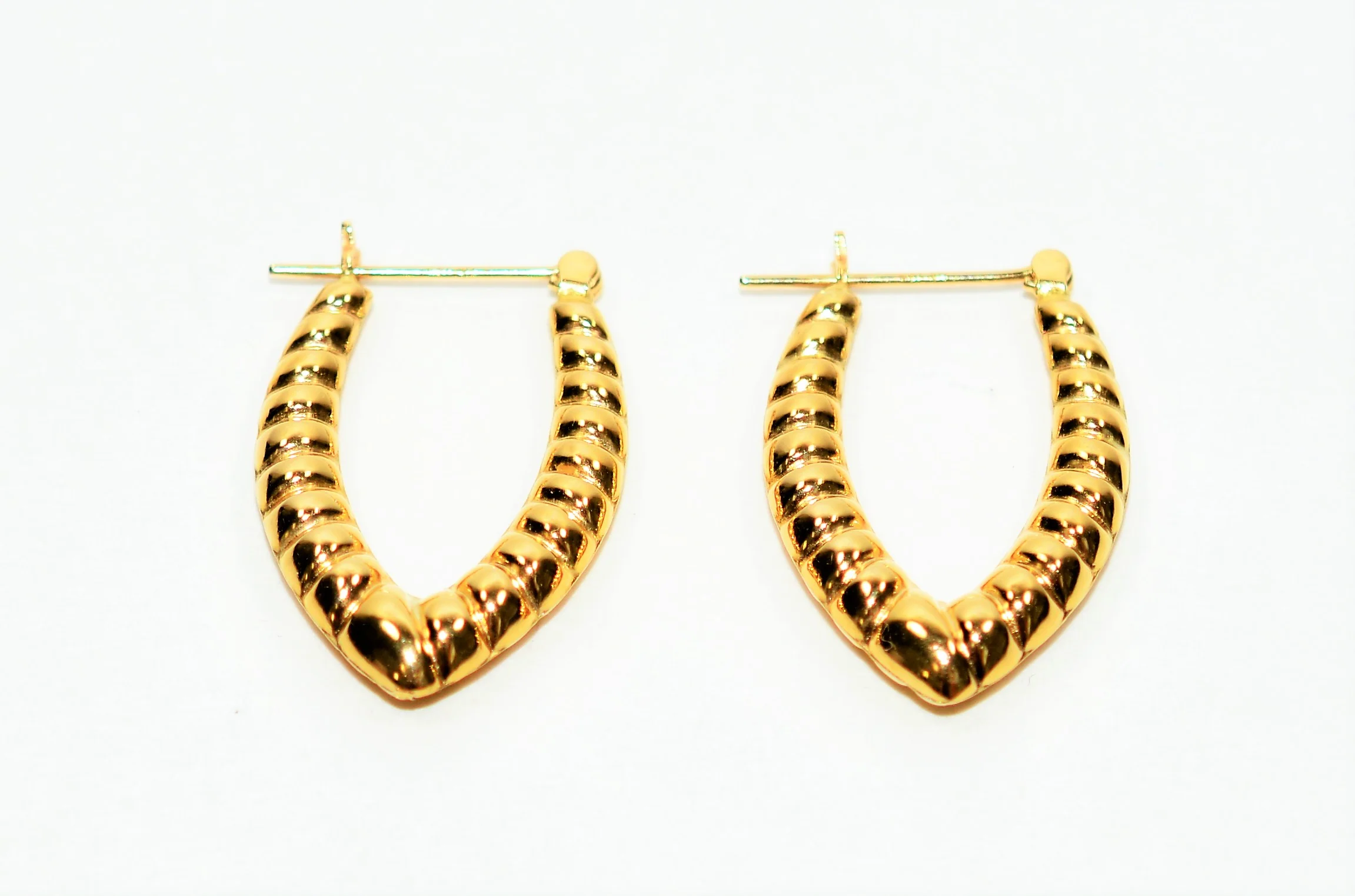 14K Solid Gold 18.50mm Hoop Earrings Gold Earrings Gold Hoops Elongated Hoops Fine Jewelry Vintage Earrings Door Knocker Hoops Estate Jewellery Fine Statement