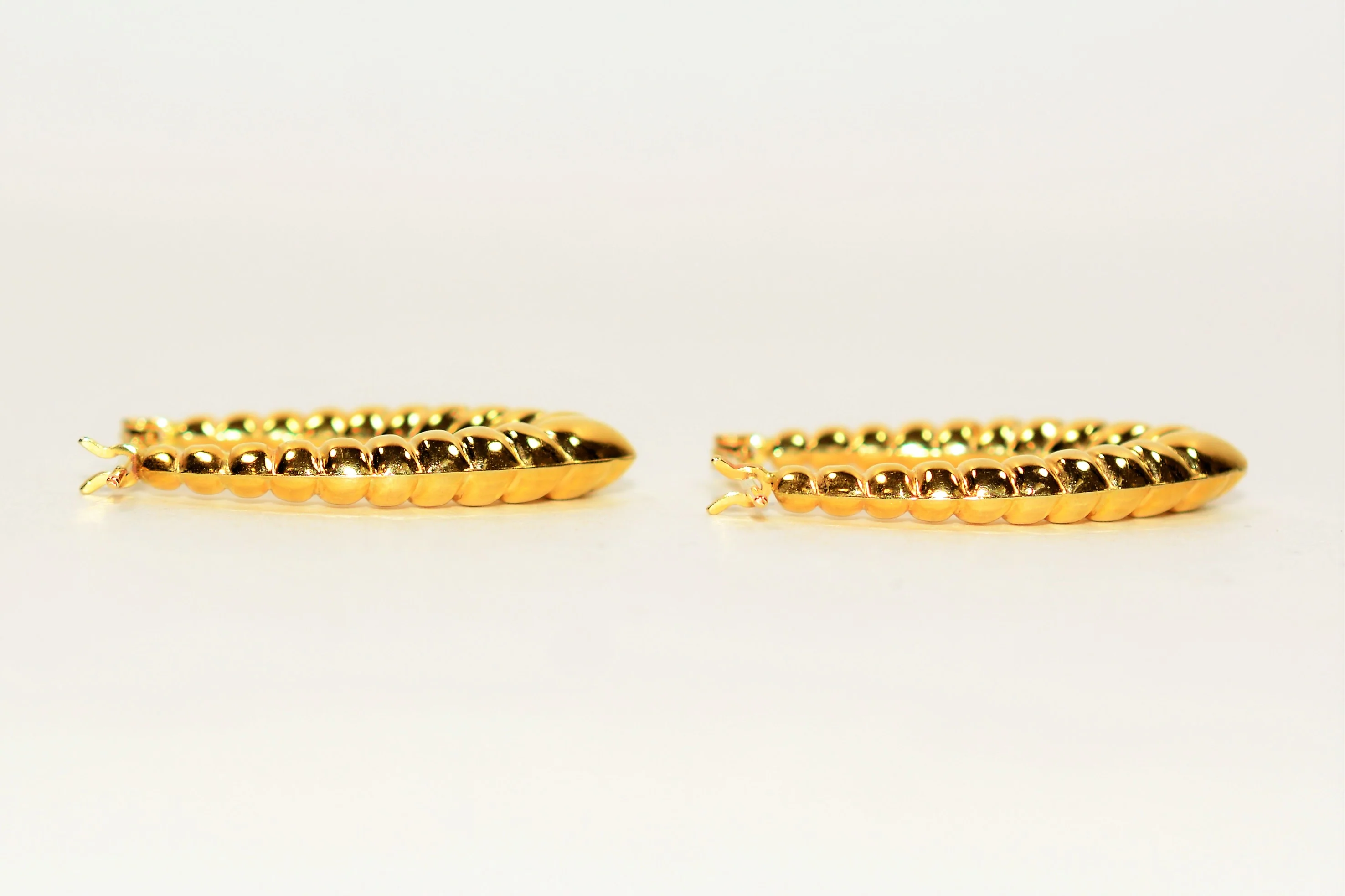 14K Solid Gold 18.50mm Hoop Earrings Gold Earrings Gold Hoops Elongated Hoops Fine Jewelry Vintage Earrings Door Knocker Hoops Estate Jewellery Fine Statement - Image 4