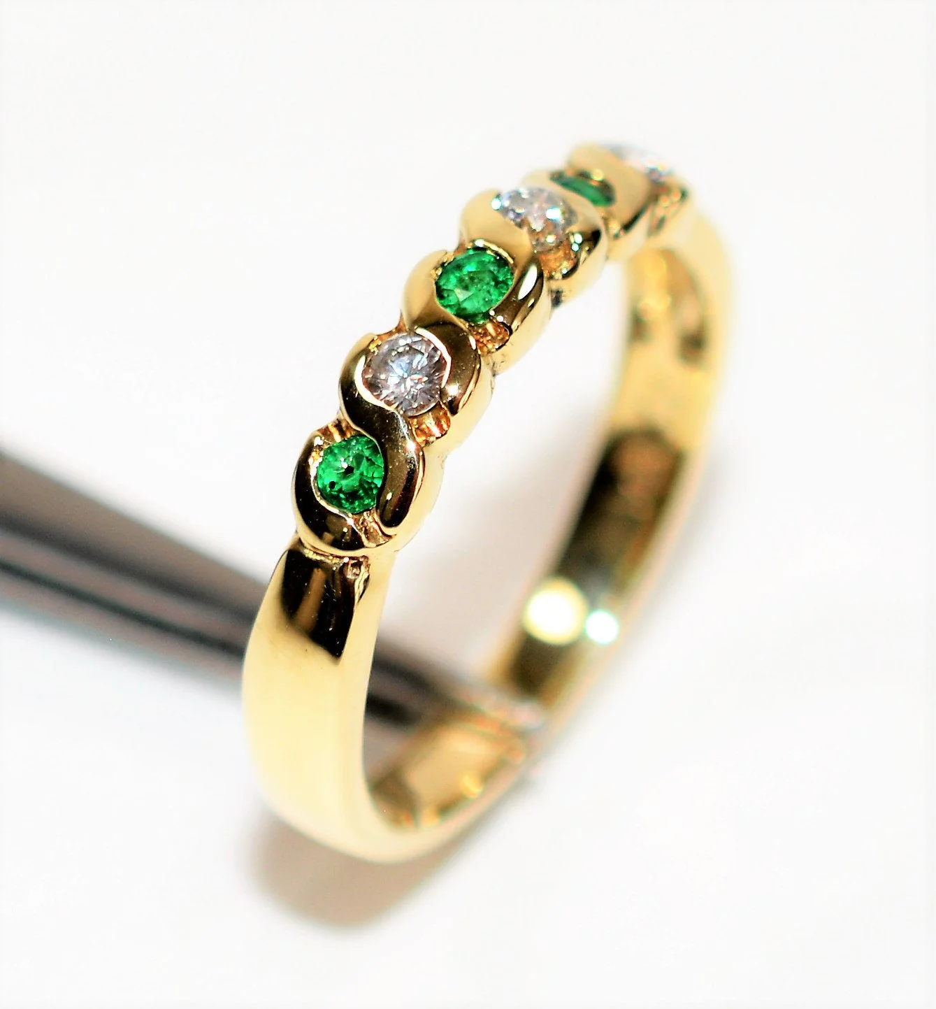 Natural Colombian Emerald & Diamond Band 14K Solid Gold .21tcw Wedding Ring Stackable Ring Band Ring Women’s Ring May Birthstone Ring Estate - Image 4