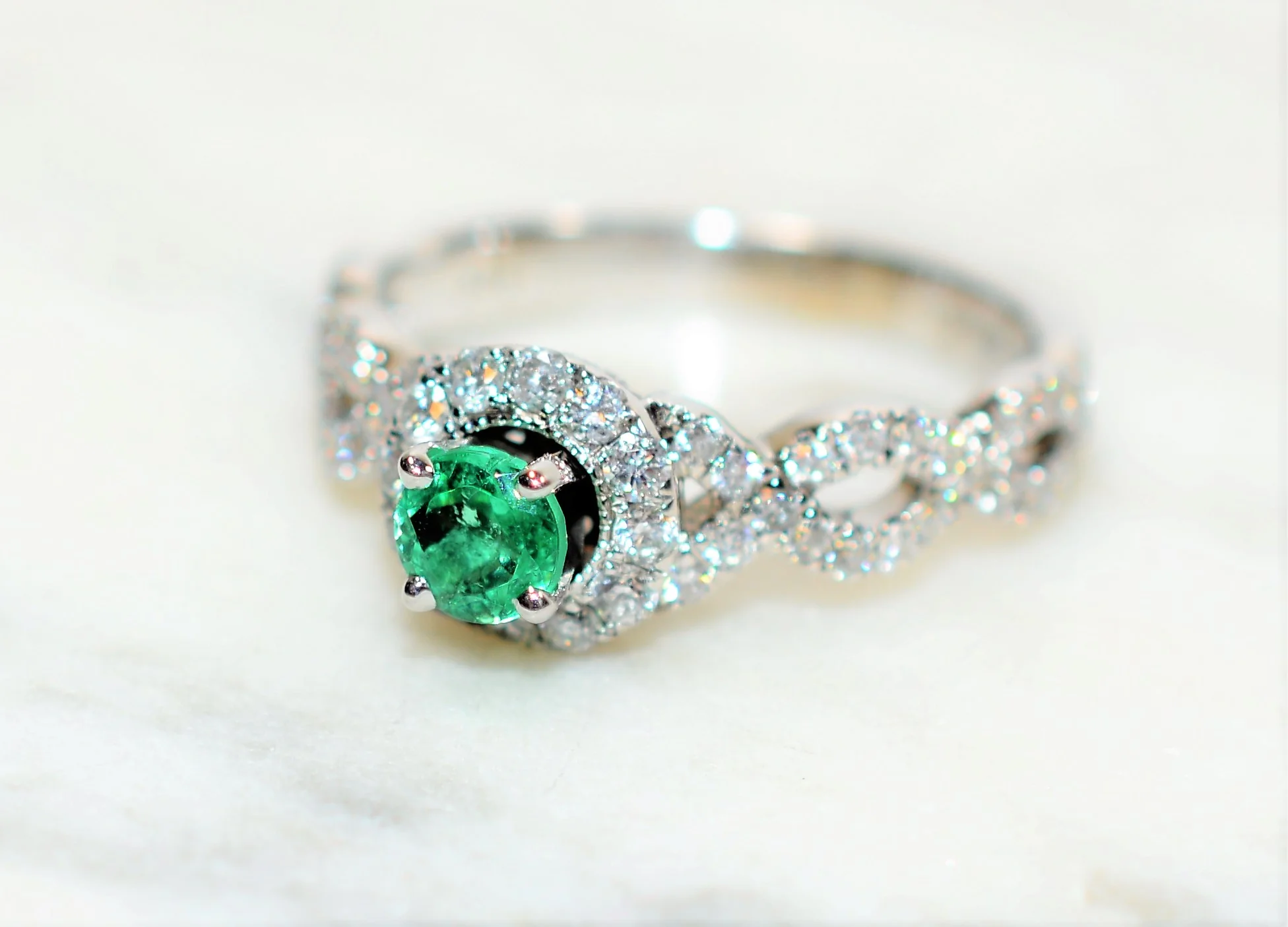 Neil Lane Natural Colombian Emerald & Diamond Ring 14K Solid White Gold .95tcw Engagement Ring Bridal Jewelry Designer Ring Wedding Ring - Image 9