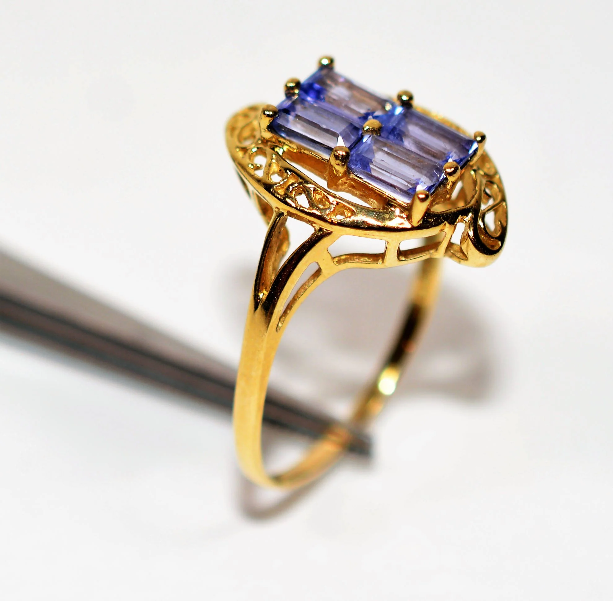 Natural Tanzanite Ring 10K Solid Gold 1.44tcw Cluster Ring Gemstone Ring Vintage Ring Statement Ring Ladies Ring Women's Ring Estate Jewellery - Image 4