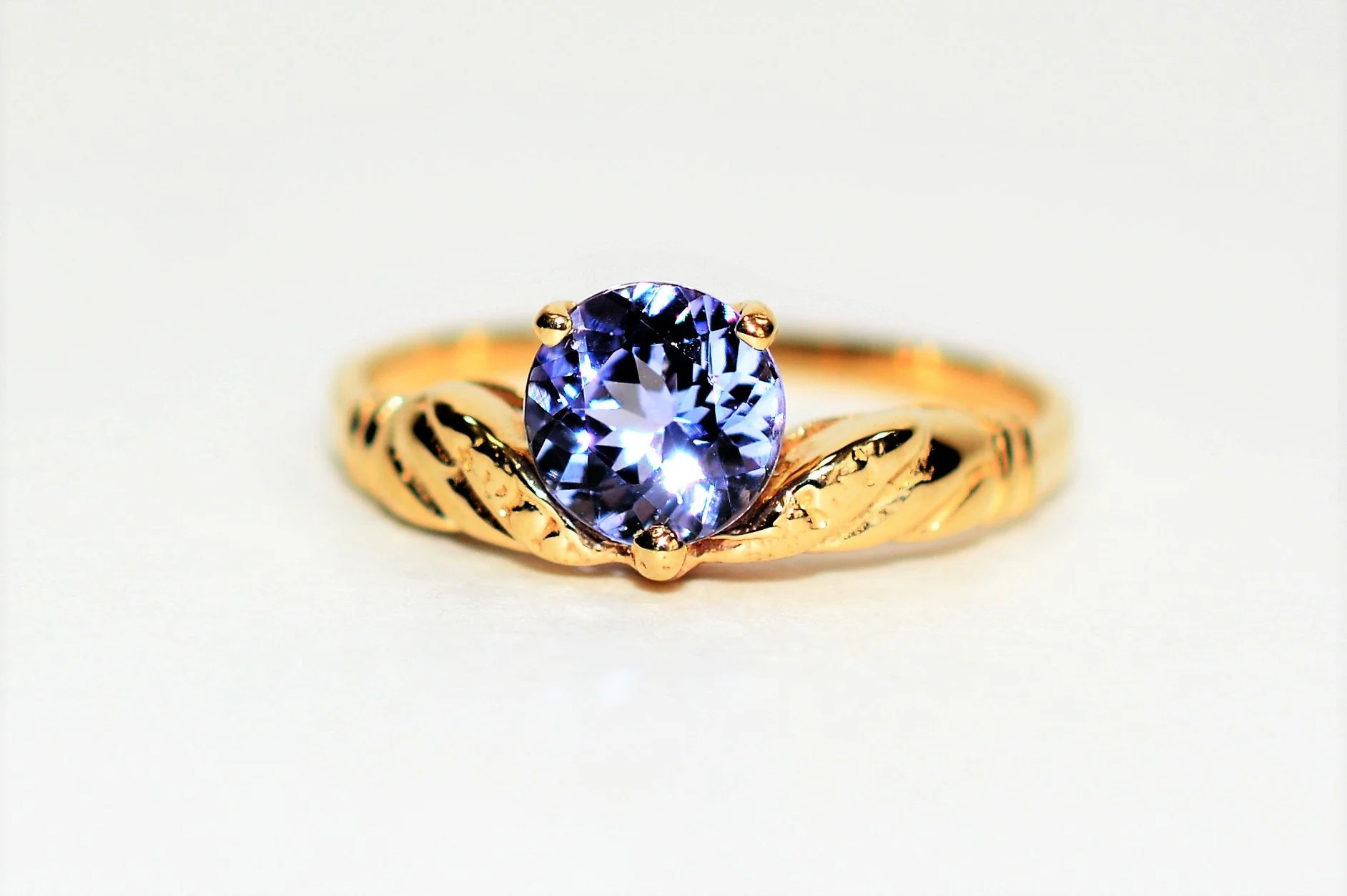 Natural Tanzanite Ring 14K Solid Gold 1.05ct Solitaire Ring Vintage Ring Estate Jewelry Ladies Ring Women's Ring Jewellery Gemstone Ring
