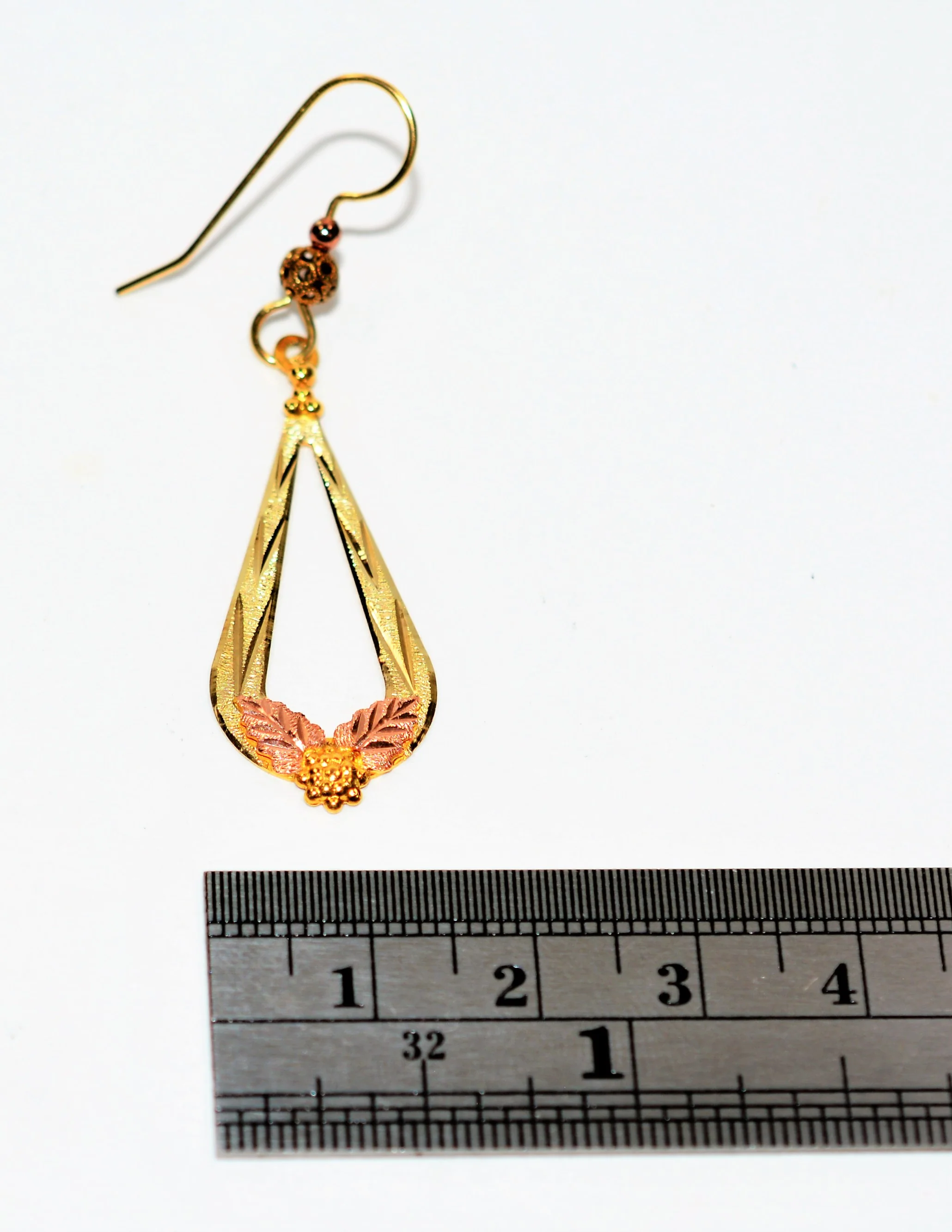 Black Hills Gold Earrings 10K Solid Gold Leaf Earrings Tri-Color Earrings South Dakota Earrings American Earrings Vintage Earrings Estate - Image 7