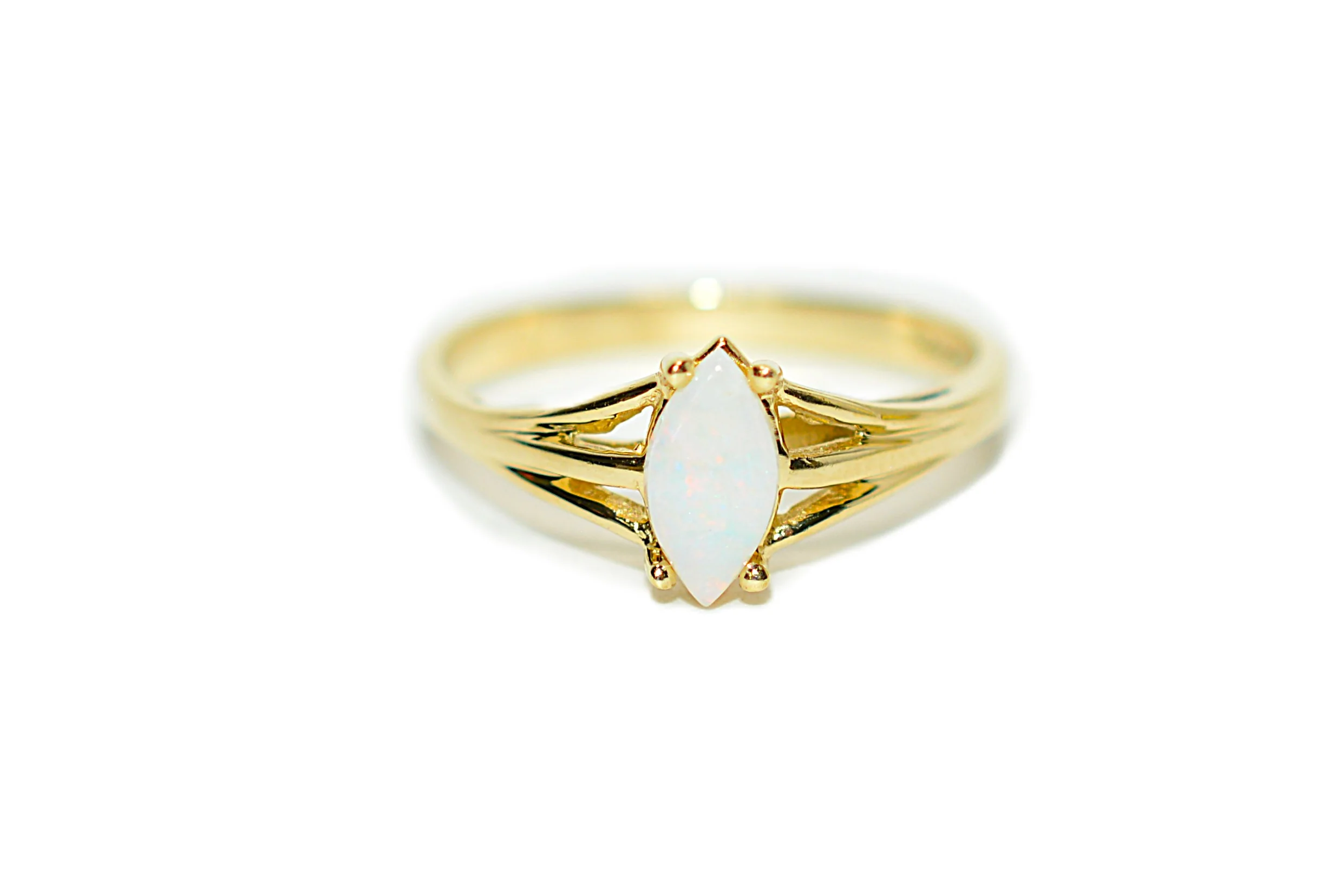 Natural Ethiopian Opal Ring 14K Solid Gold Solitaire Gemstone Ring October Birthstone Ring Statement Ring White Rainbow Ring Fine Opal