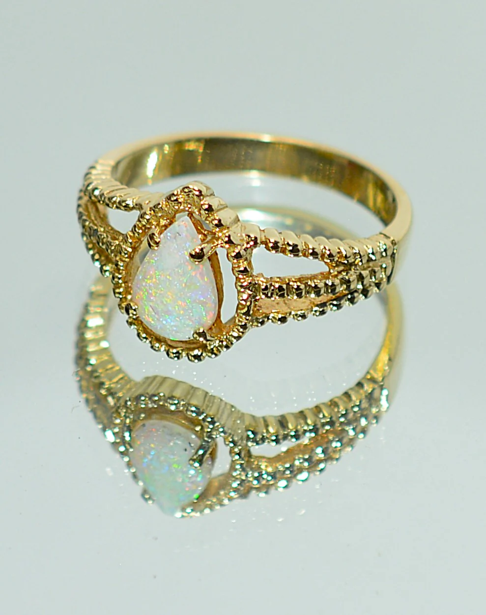 Natural Ethiopian Opal Ring 14K Yellow Gold October Birthstone Ring Vintage Estate Jewelry - Image 16
