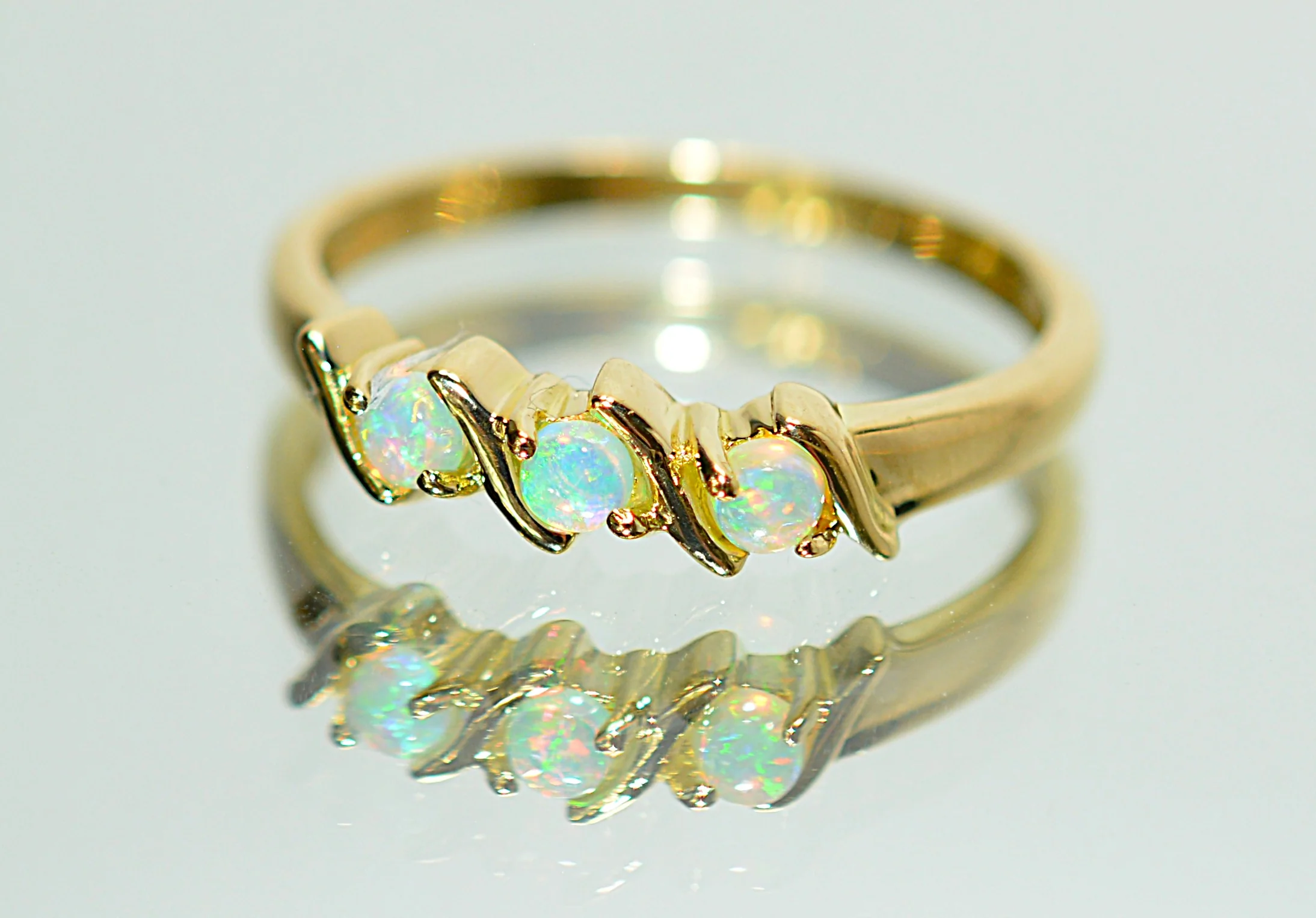 Natural Ethiopian Opal Ring 18K Solid Gold Precious Opal Band Cluster Ring Statement Ring Vintage Ring Cocktail Ring October Birthstone Ring - Image 8