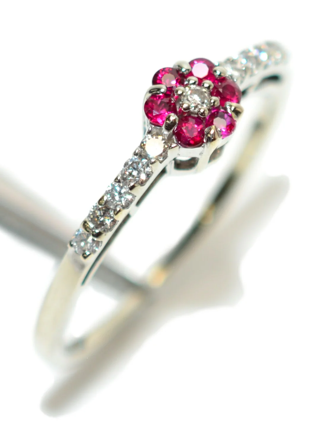 Natural Ruby & Diamond Ring 10K White Gold .29tcw July Birthstone Ring Flower Ring Vintage Estate Jewelry - Image 4
