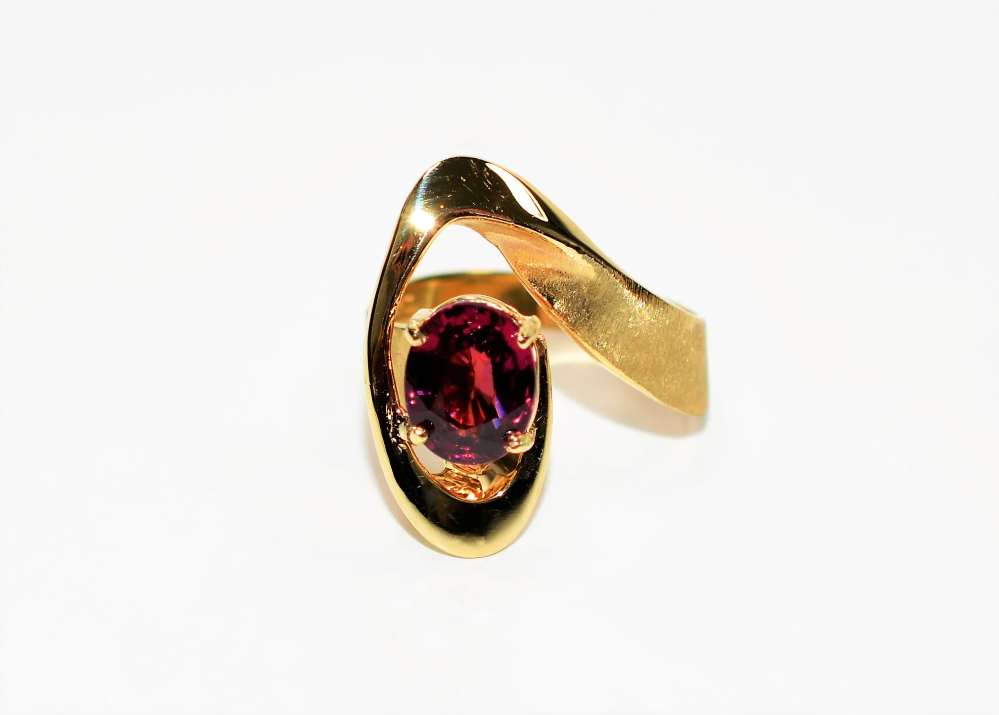 Natural Rubellite Ring 14K Solid Gold 1.88ct Pink Tourmaline Ring Solitaire Ring Gemstone Ring Cocktail Ring Statement Ring Birthstone Ring