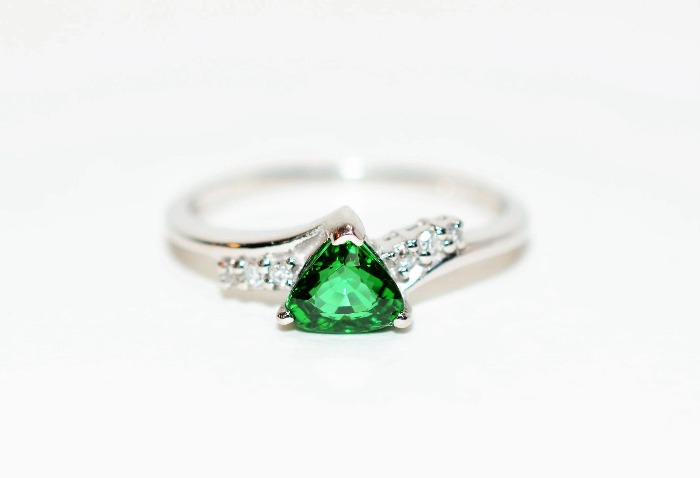 Natural Tsavorite Garnet & Diamond Ring Solid Platinum .75tcw Trillion Ring Green Ring Gemstone Ring Garnet Ring Tsavorite Ring Estate Ring