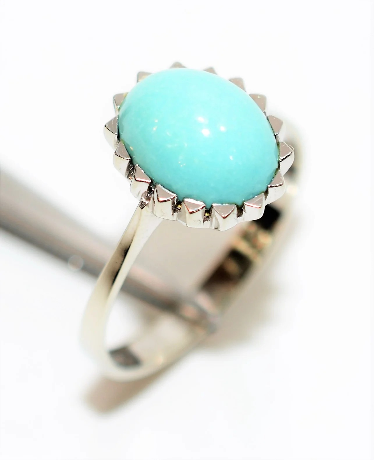 Natural Turquoise Ring 18K Solid White Gold Ring Solitaire Ring Birthstone Ring Blue Ring Cocktail Ring Statement Ring Estate Women's Ring - Image 4